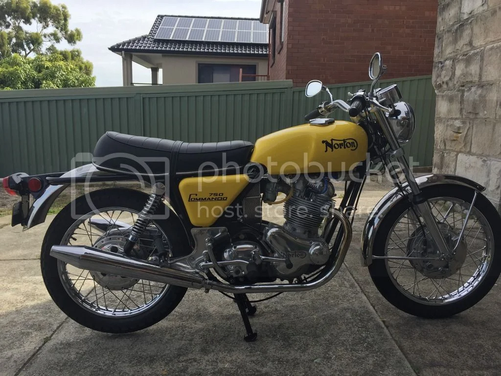 Pictures of your Norton Commandos