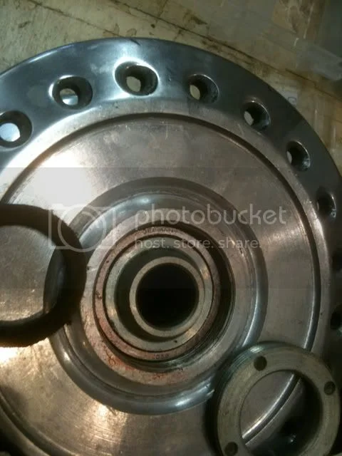 Front and Rear Hub Bearing Removal (2010)