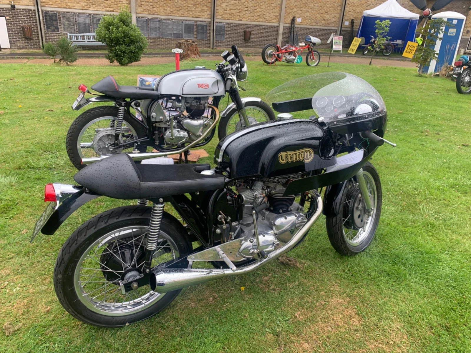 Pictures of your Norton 961