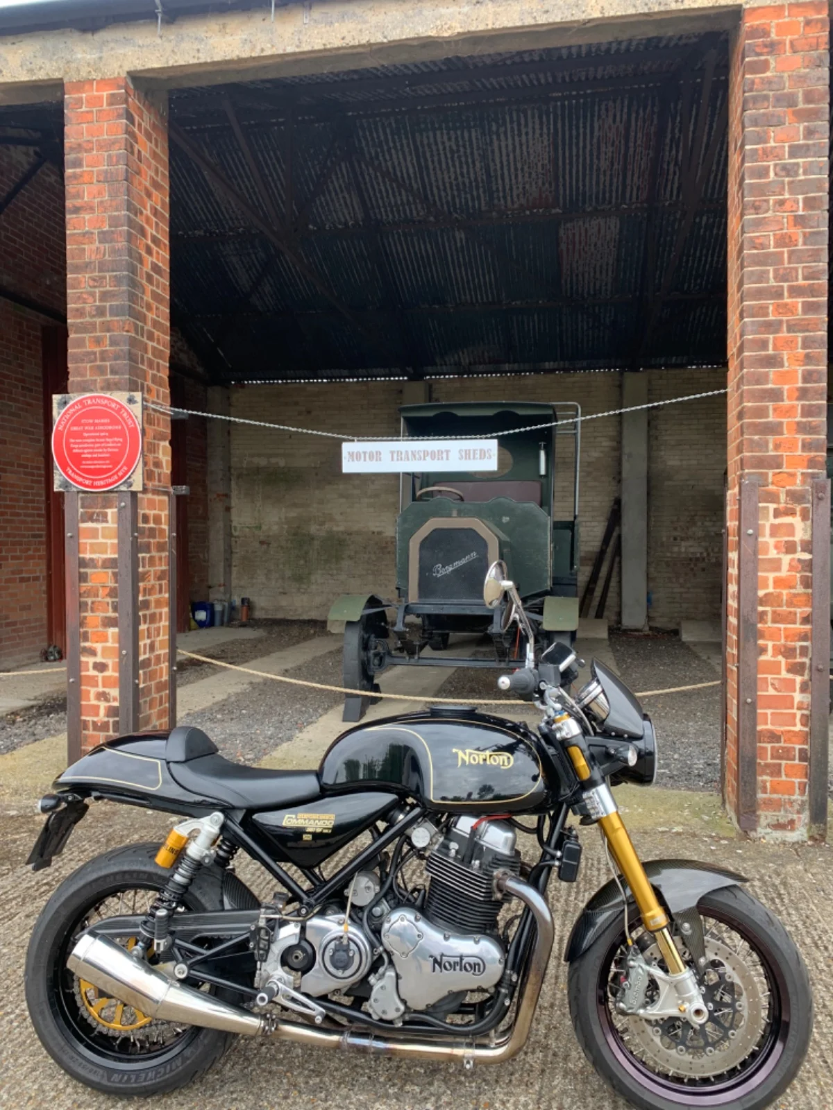 Pictures of your Norton 961