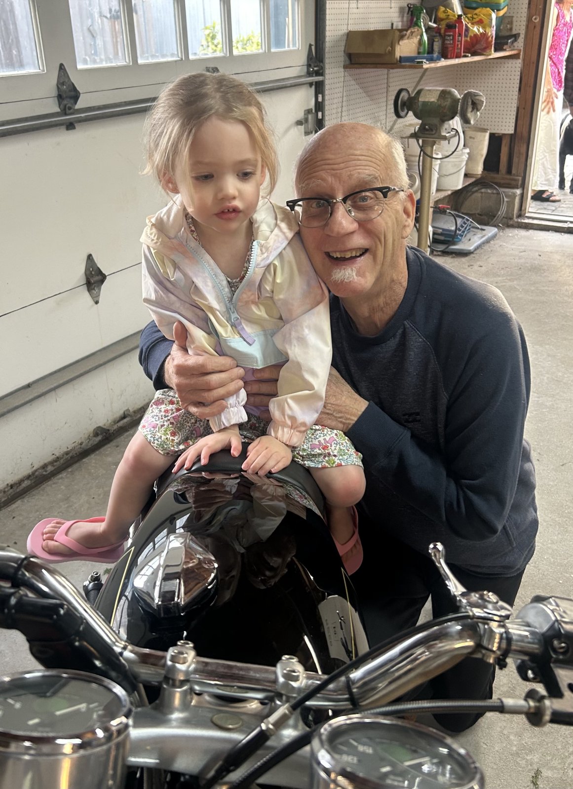 Pictures of your Norton Commandos