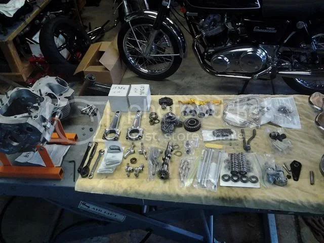 1971 Single sided swingarm fastback (2011)