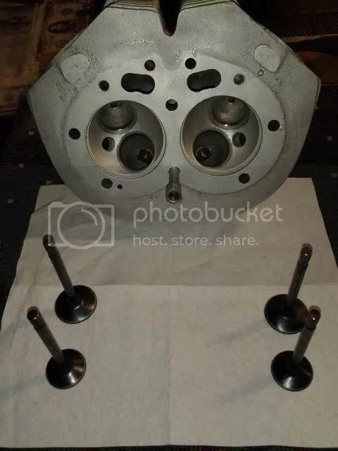 1971 Single sided swingarm fastback (2011)