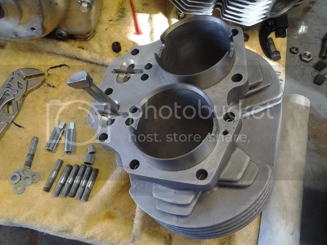 1971 Single sided swingarm fastback (2011)