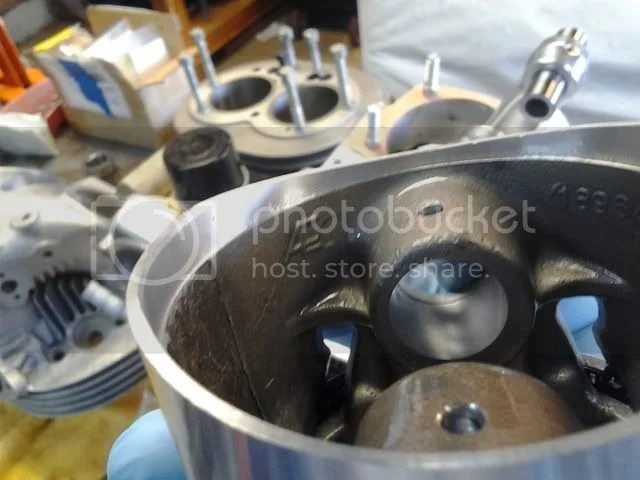 1971 Single sided swingarm fastback (2011)