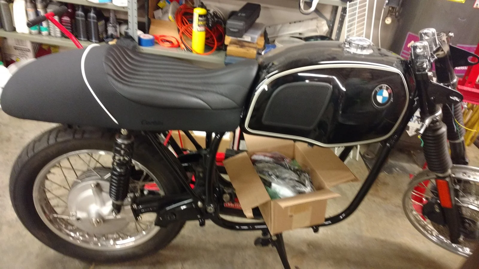 Commando compared to BMWr75 etc (2015)