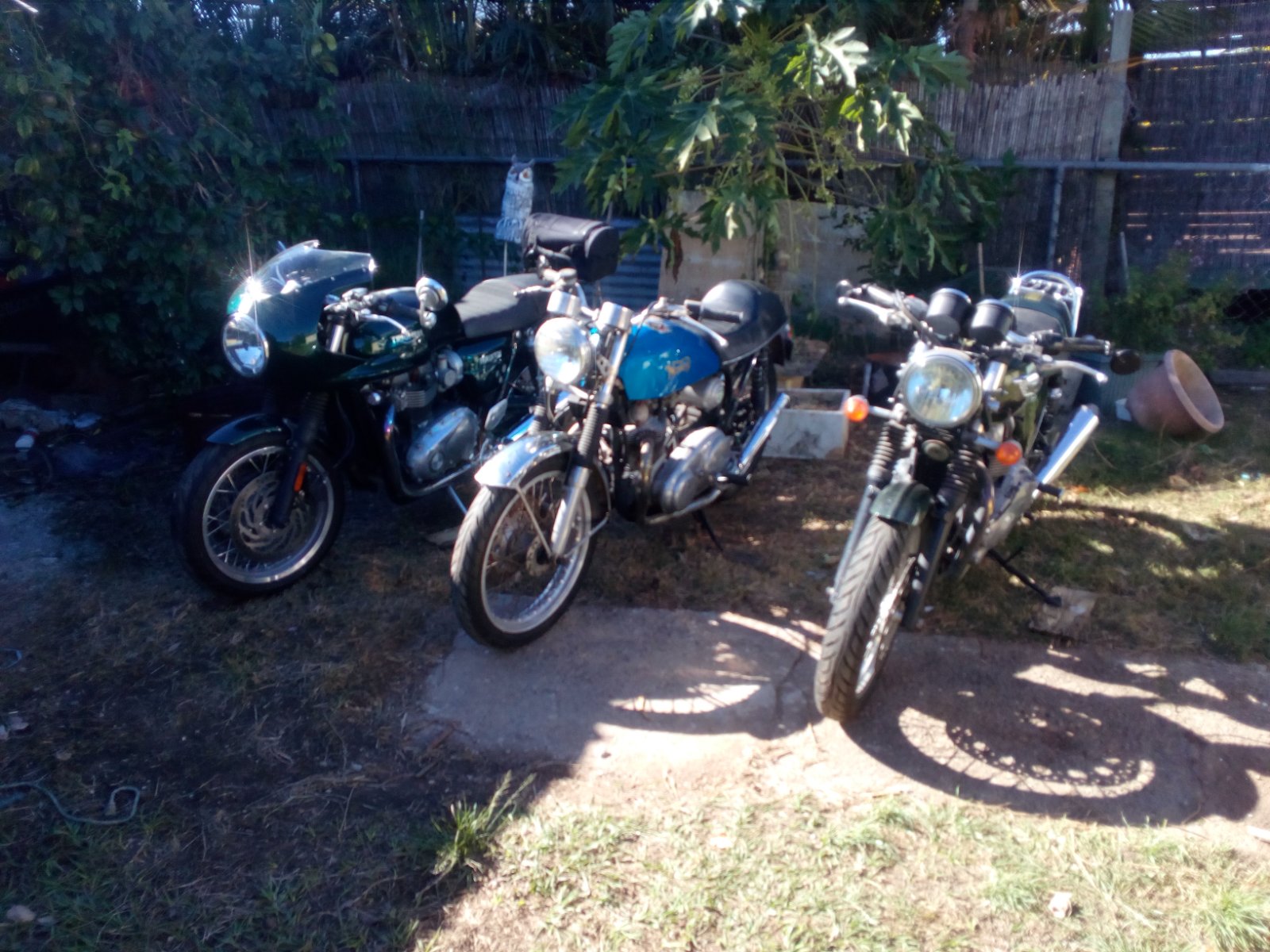 Bonneville or Commando. Which was better?