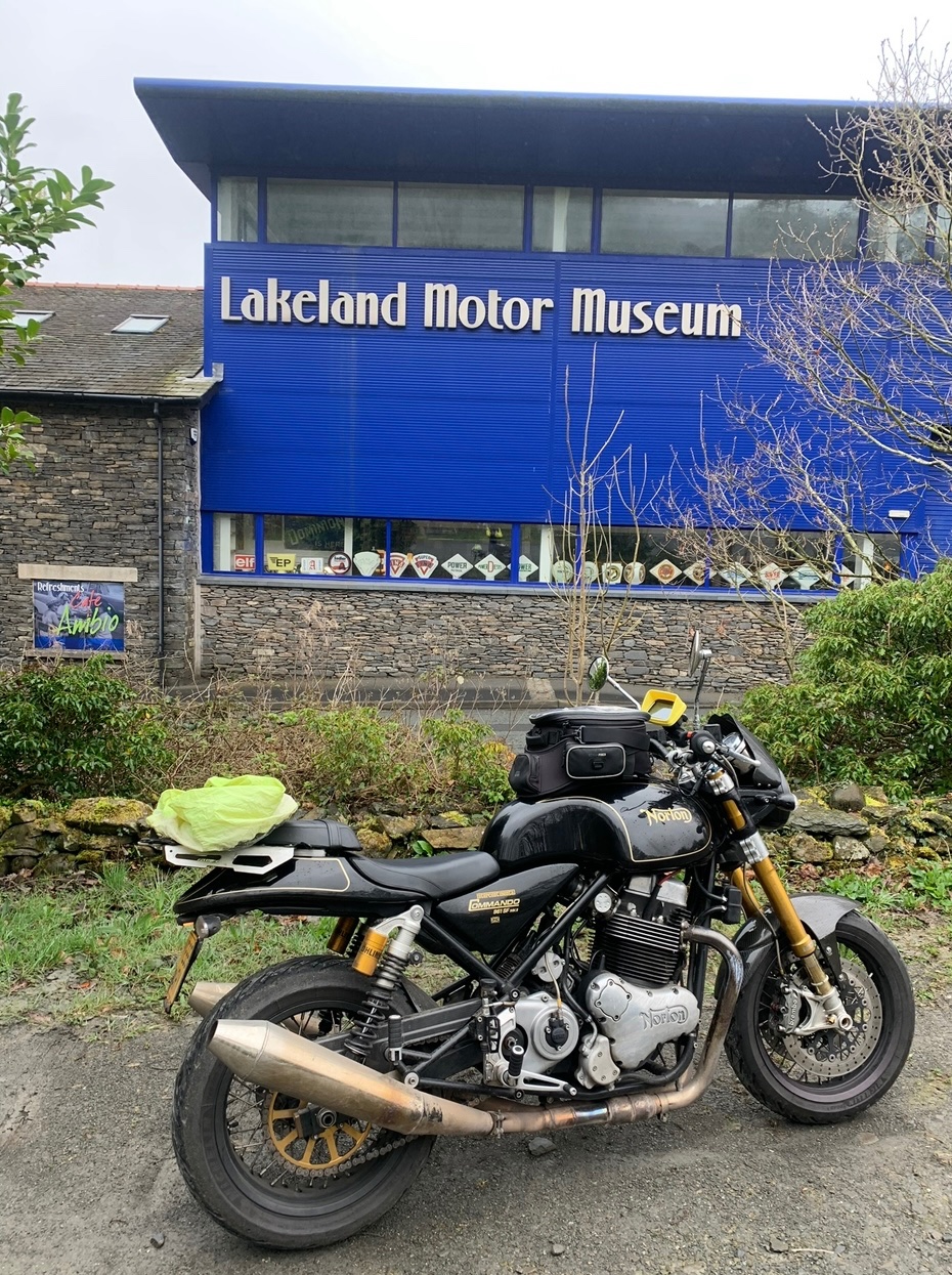 Pictures of your Norton 961