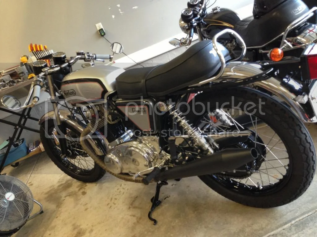 Pictures of your Norton Commandos