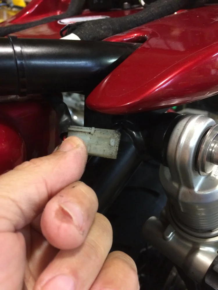 Norton dominator tank