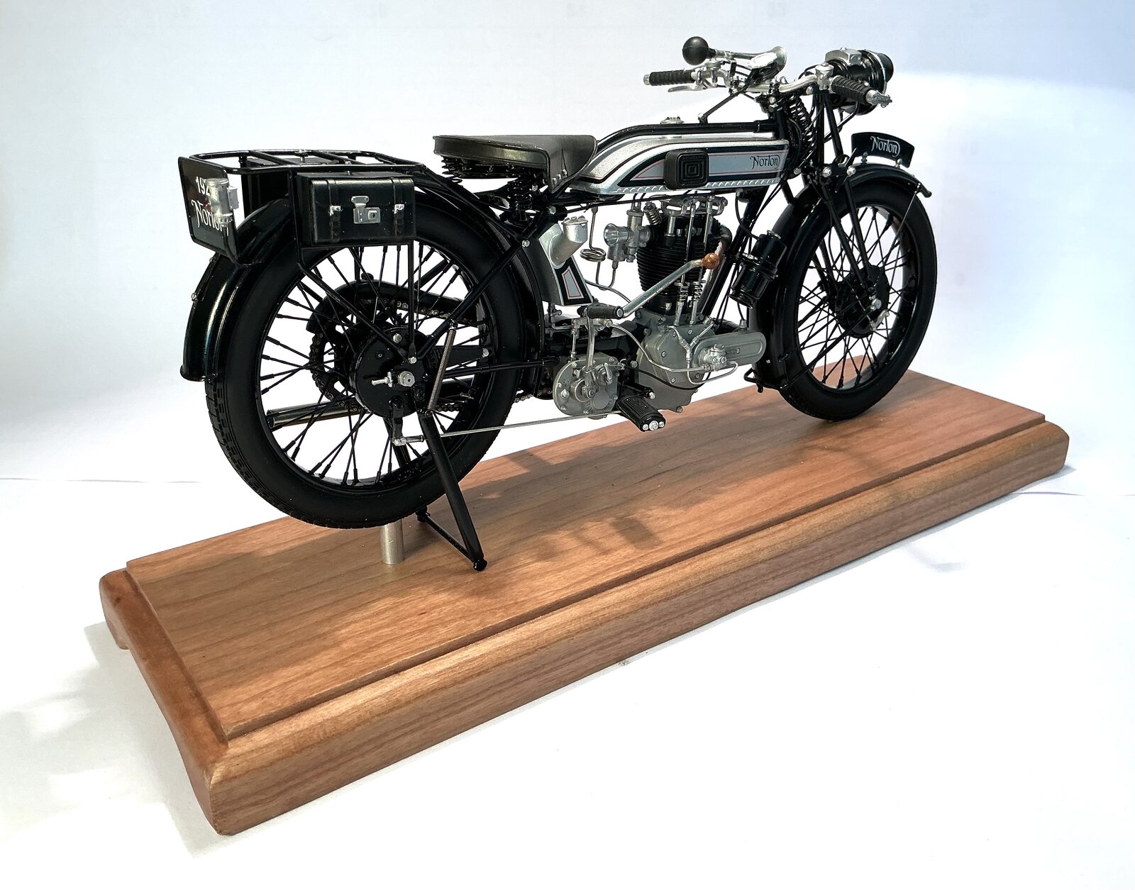 Scale model motorcycle