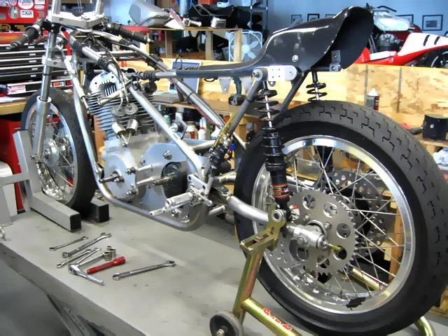 Road Racing a Norton Commando