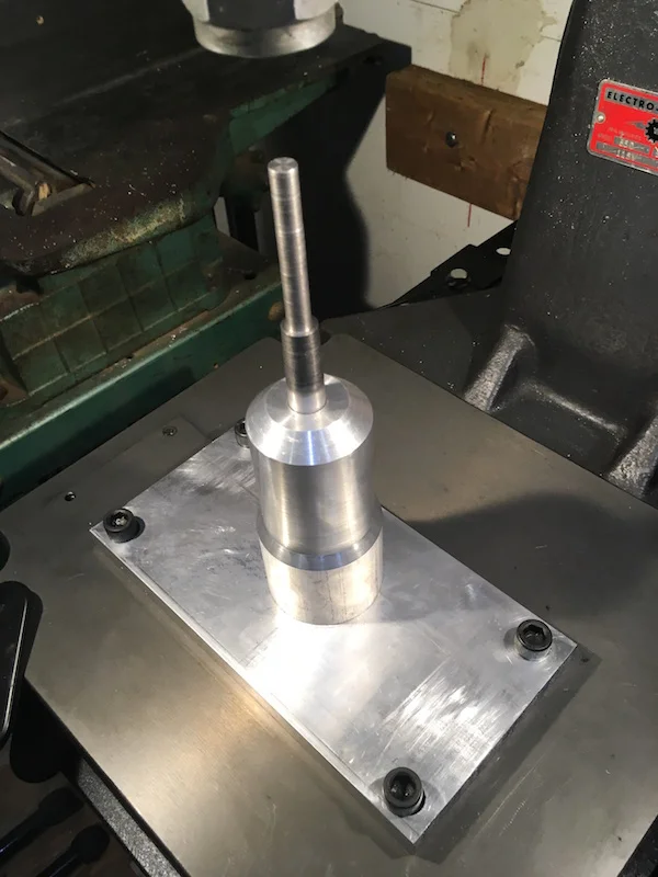 Valve guide installation jig