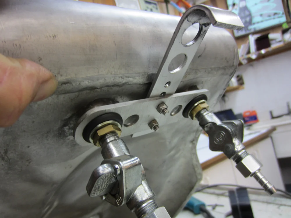 aluminum tank and seat