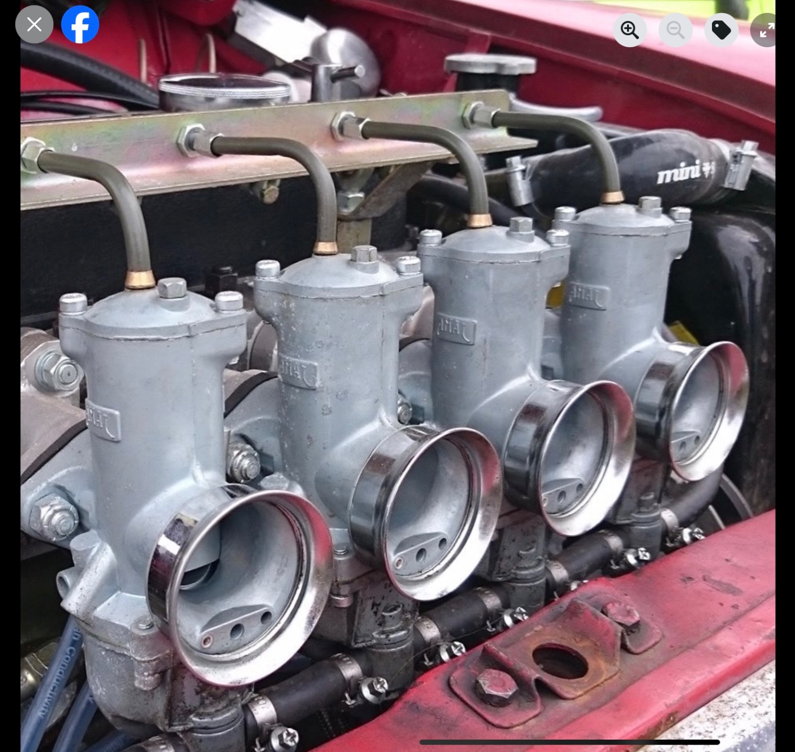 Single carb vs single carb PER cylinder