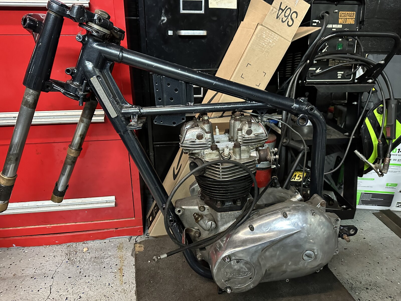 1970 Triumph Bonneville 650 parts bike assembly to running