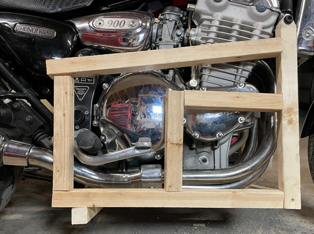 Cozy sidecar on a Triumph T-Bird triple