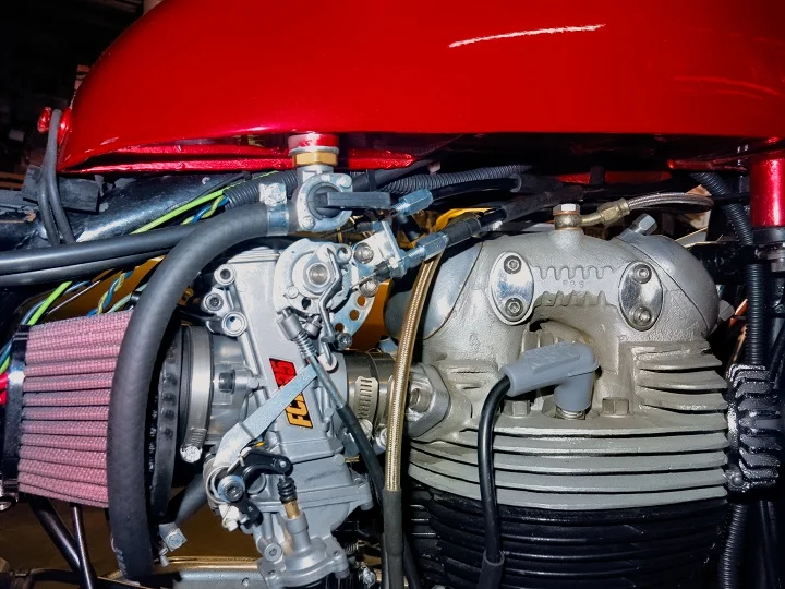 Keihin FCR cable mount on P11