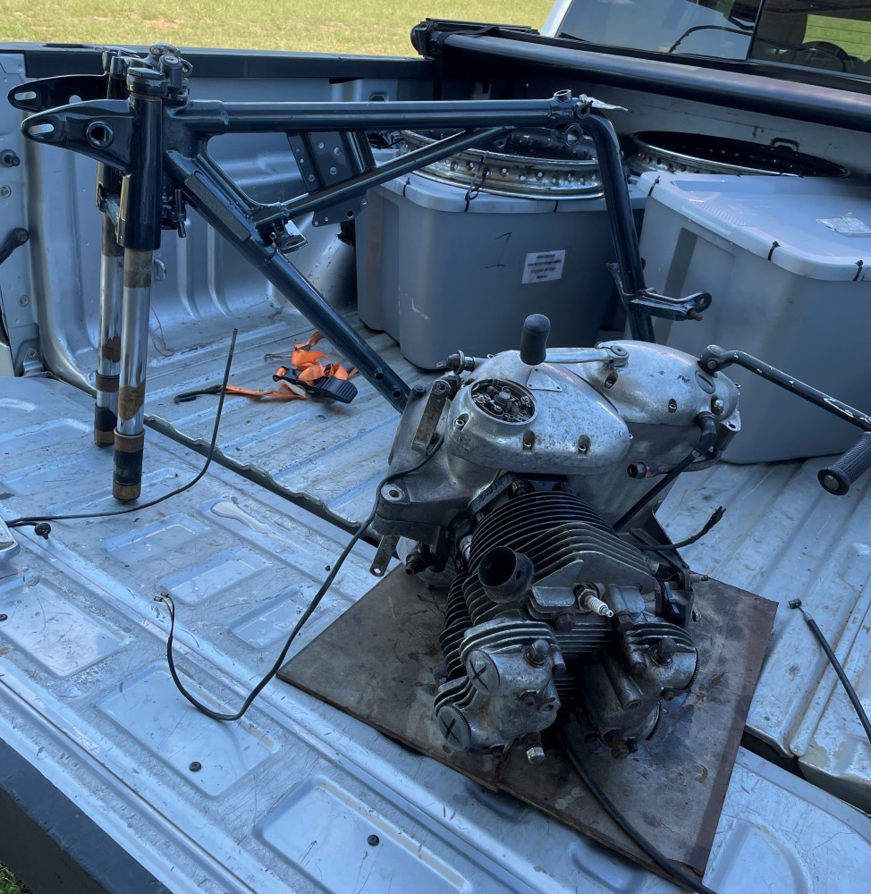 1970 Triumph Bonneville 650 parts bike assembly to running