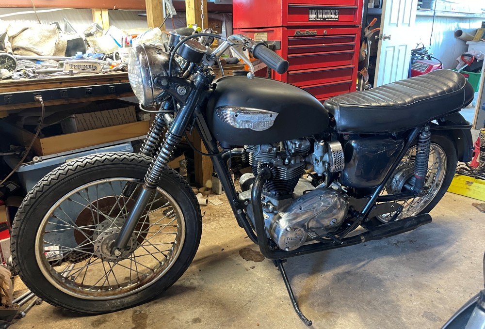 1970 Triumph Bonneville 650 parts bike assembly to running