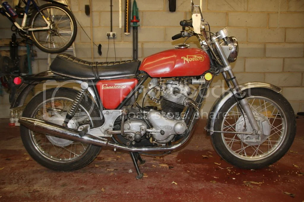 Marks Norton Commando Rebuild