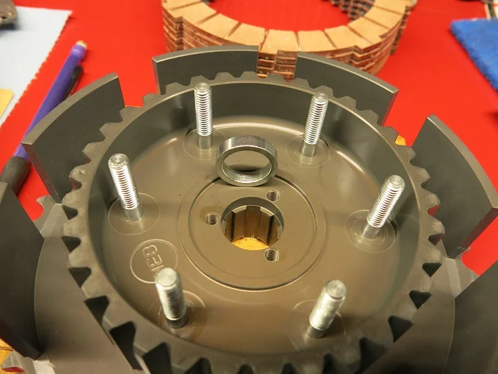 NEB wet clutch for P11 Access Norton