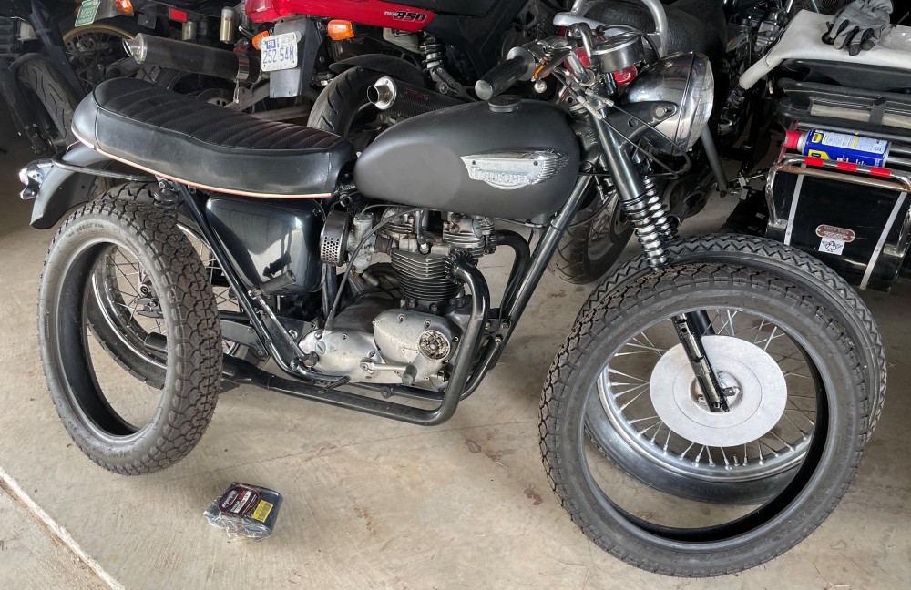 1970 Triumph Bonneville 650 parts bike assembly to running