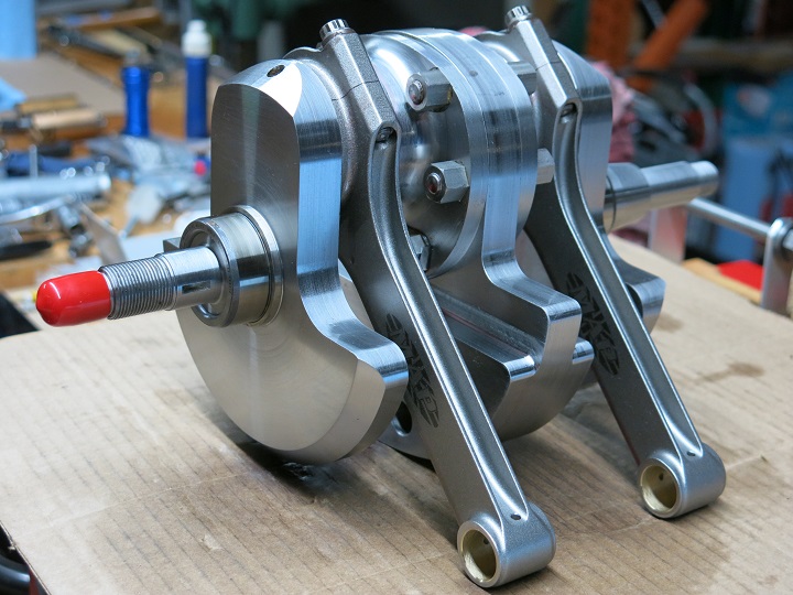 Replace con rods without splitting cases?