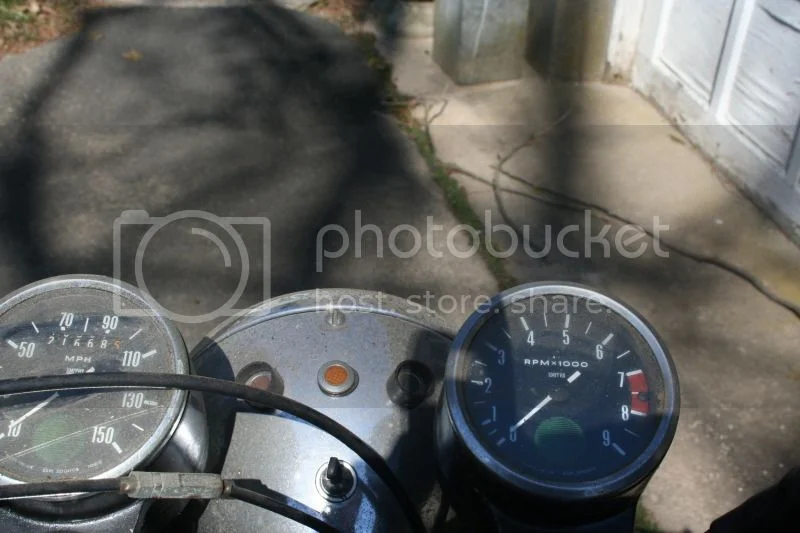Cleaning chrome with aluminum foil