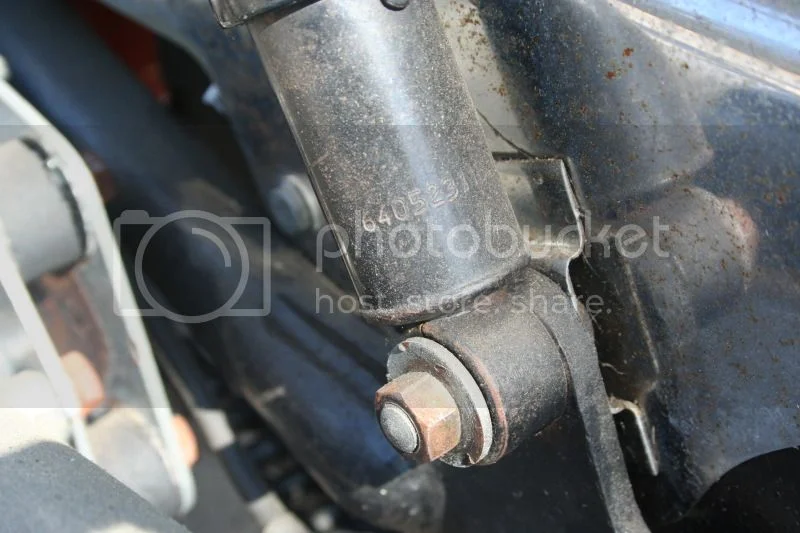 Cleaning chrome with aluminum foil