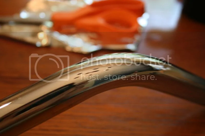 Cleaning chrome with aluminum foil