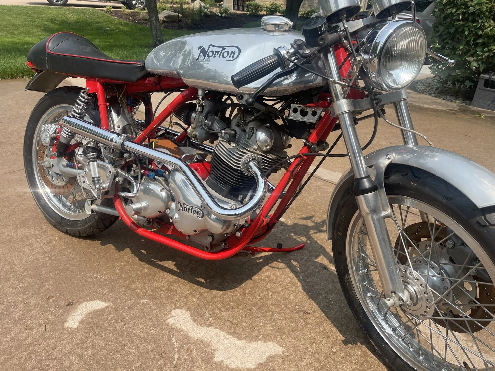 Oil in frame Mk III Norton