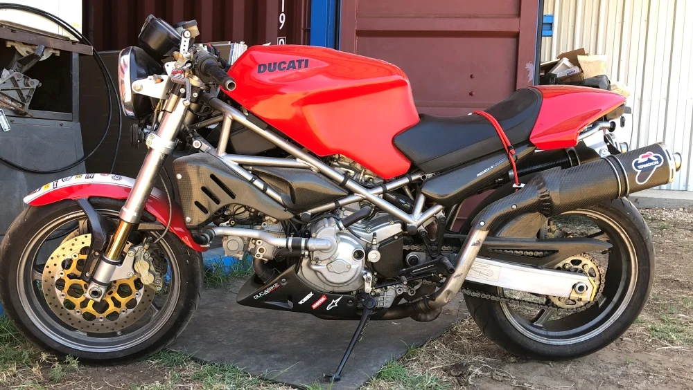 Ducati 996