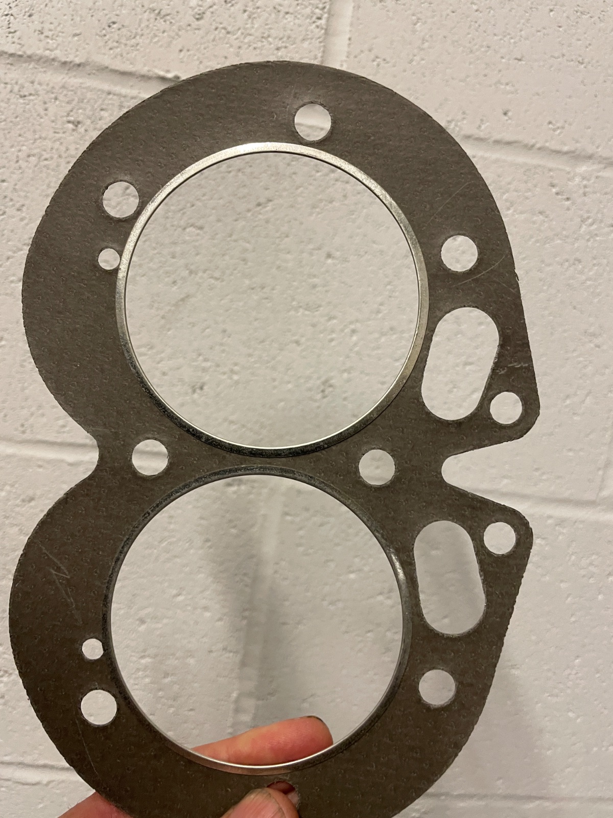 is there a right side up to install this head gasket? Thanks!