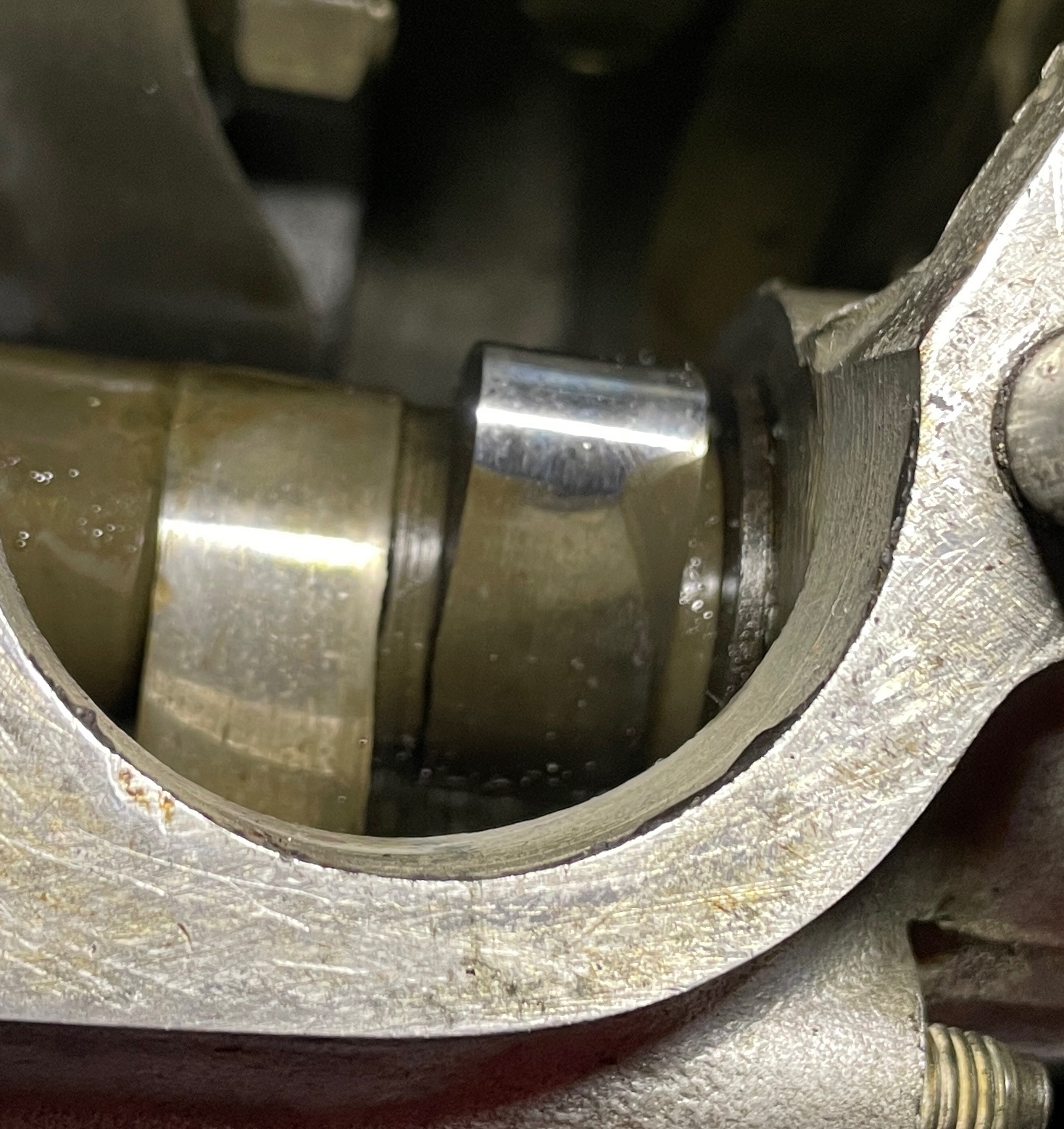 Can you look at photos of my cam lobes and tell me if they are ok? Thanks