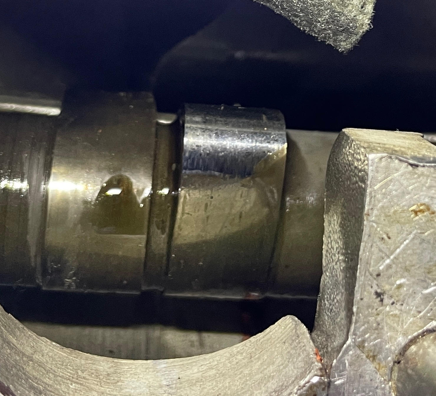 Can you look at photos of my cam lobes and tell me if they are ok? Thanks