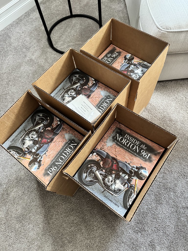 Inside the Norton 961 - BOOK