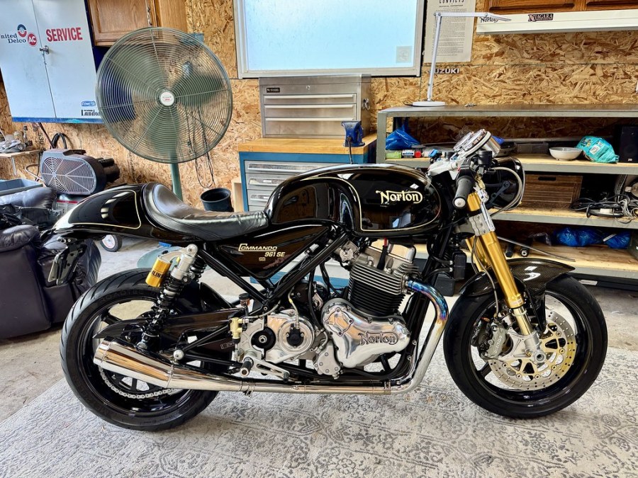 Inside the Norton 961 - BOOK
