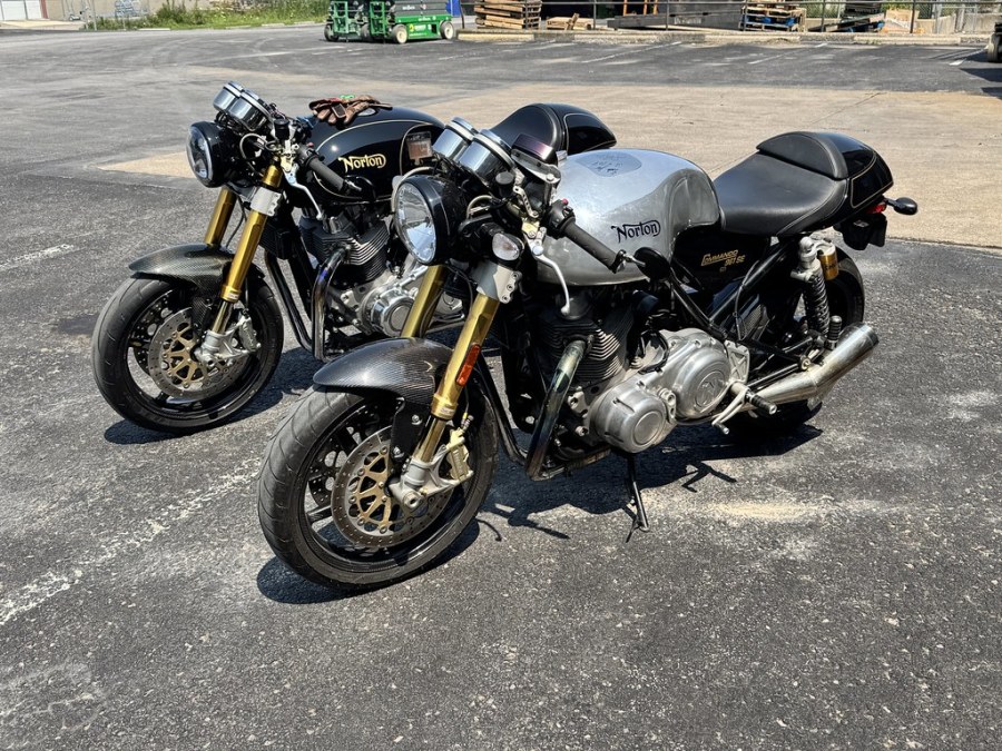 Inside the Norton 961 - BOOK