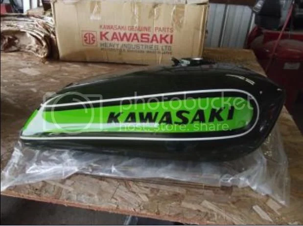 Is this metalflake paintscheme original Norton?