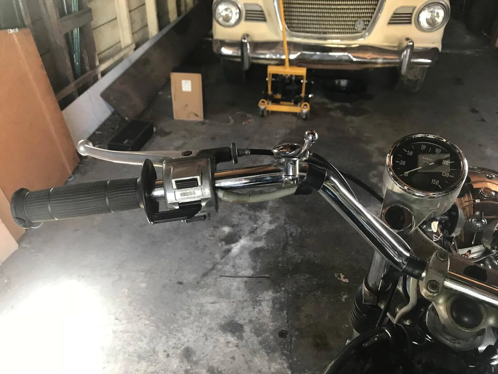 Electronic Ignition + Battery + Cylinder