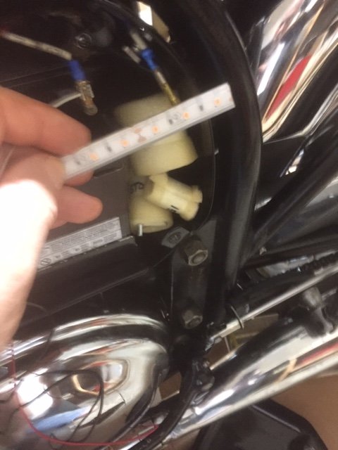 Riding old bikes without indicators (my Norton)
