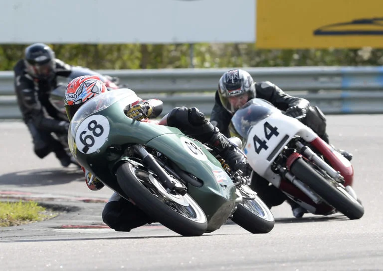 Nikasil liners with Chrome rings