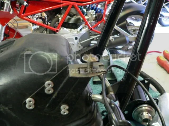 Mk3 Left Side Cover mounting without air box?