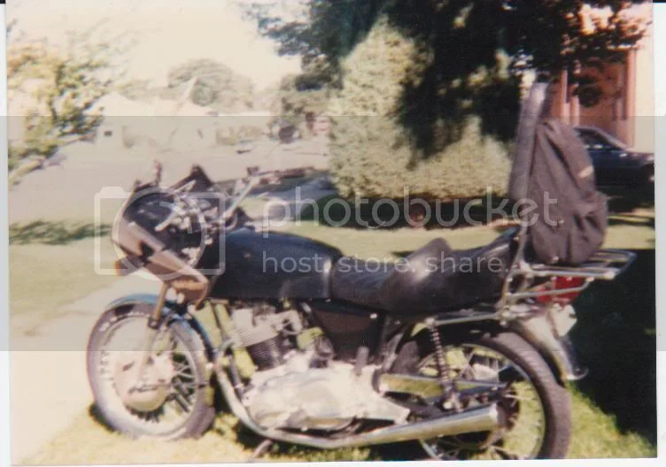 Pictures of your Norton Commandos