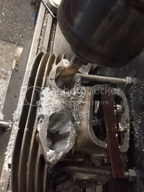 11.56 sec 1/4 mile Commando motor with Narley ports