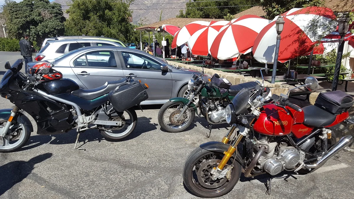 Pictures of your Norton 961