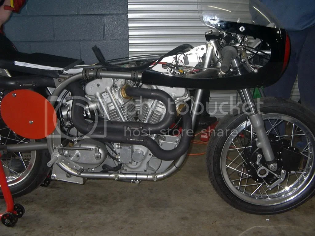 Irving-Vincent - Anachronistic Trackday Missile