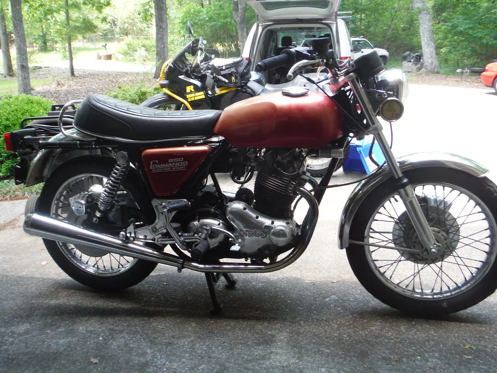 Pictures of your Norton Commandos