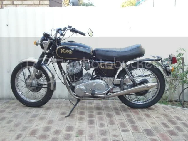Greg's 73 Commando